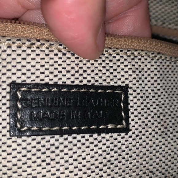 Gently Loved Dooney & Bourke Canvas and Leather Shoulder Bag - Picture 7 of 10